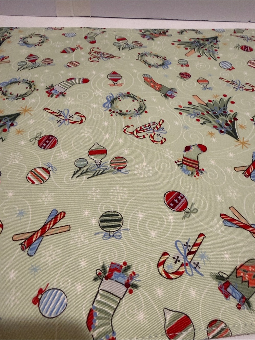 Longaberger Red Green Patterned Kitchen Placemat Set - 2 Pack - Picture 15 of 16